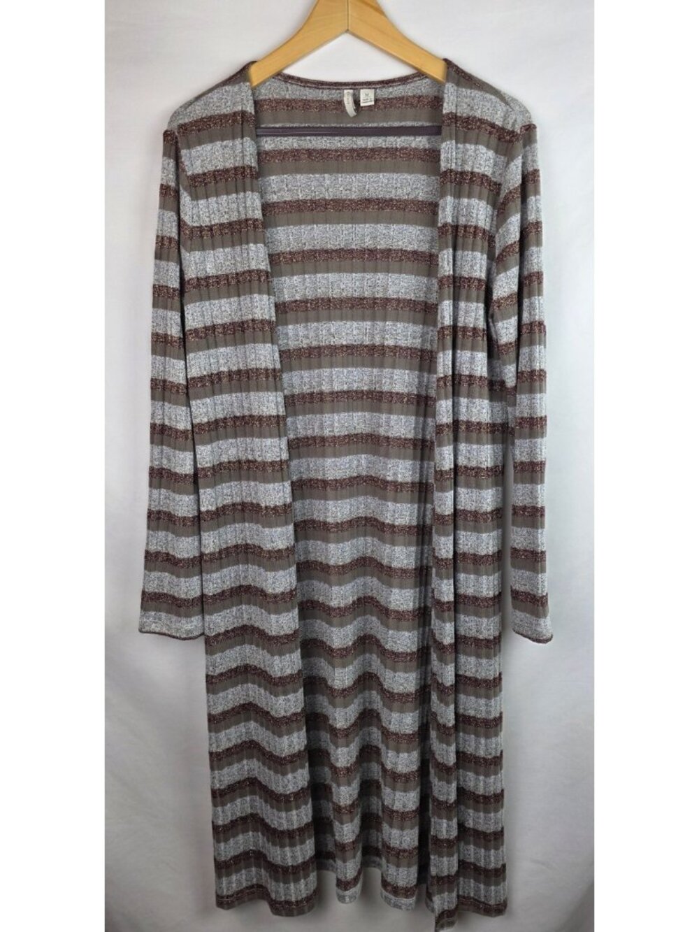 Cato Women's Cardigan Sweater Size Medium Gray Shimmer Open Front Ribbed Duster